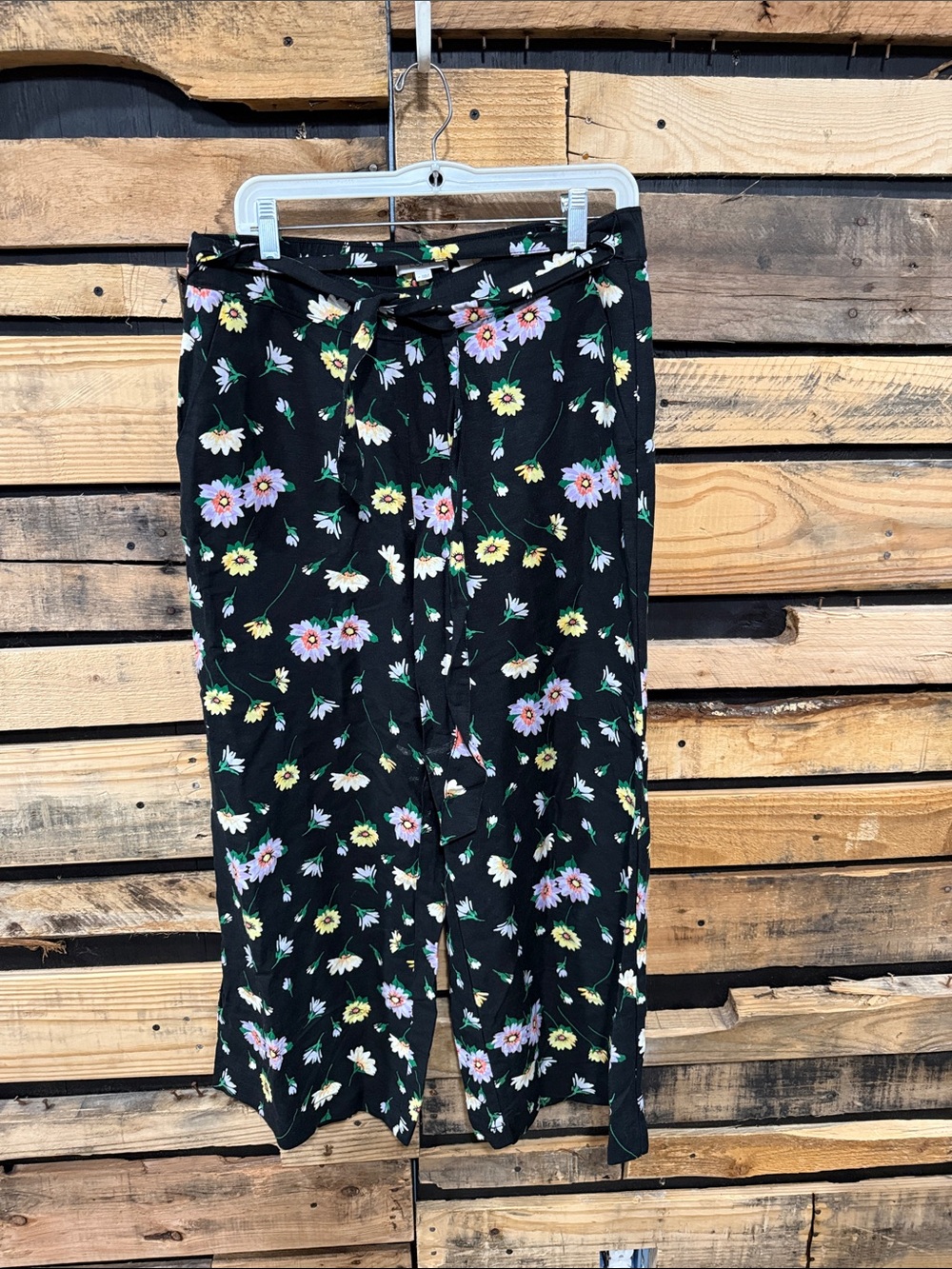LOFT Linen Tie Waist Fluid Wide Leg Crop Pants in Garden Size Medium - Picture 6 of 10